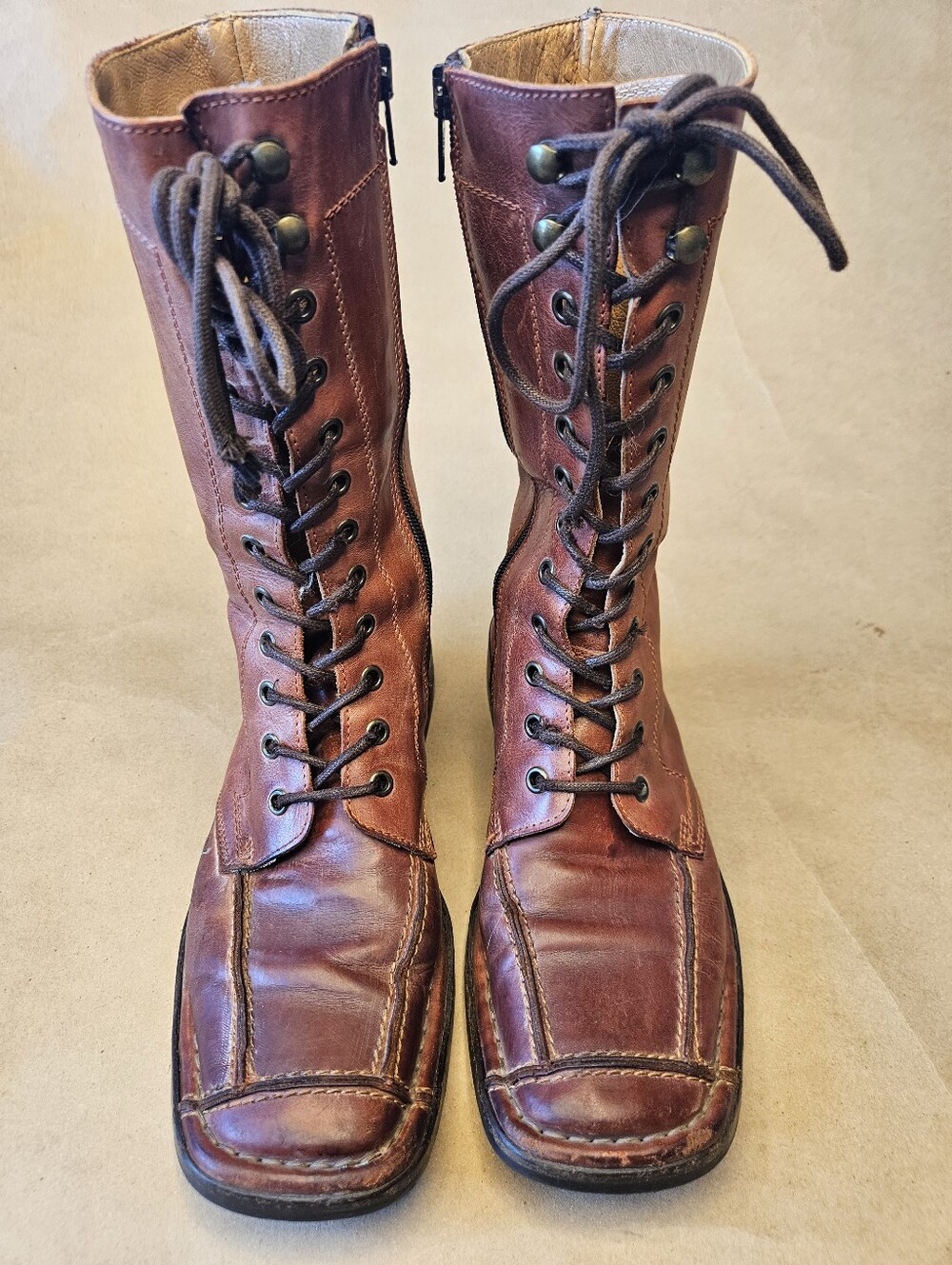 Vintage Alberto Fermani tall lace-up boots. Made in Italy. Size 37